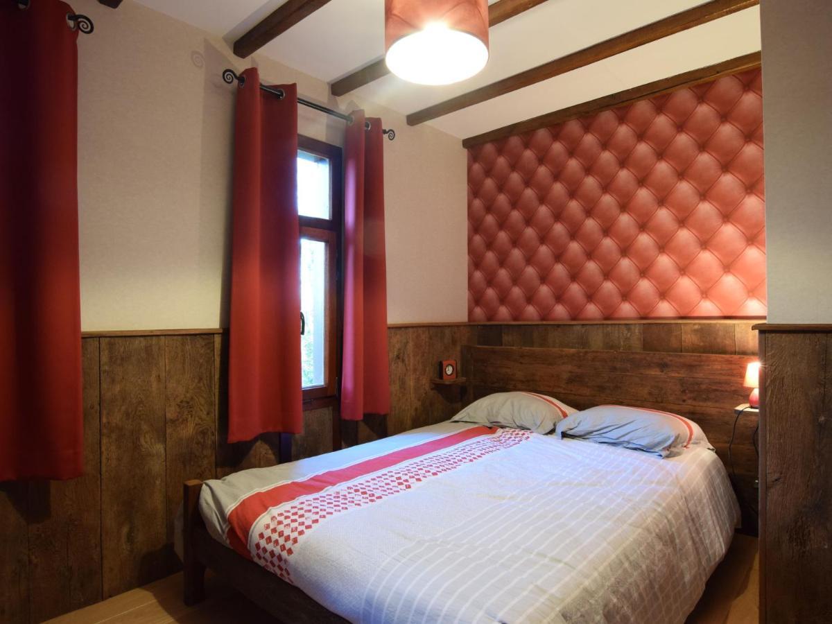 Very Welcoming And Cosy Chalet Nassogne Room photo
